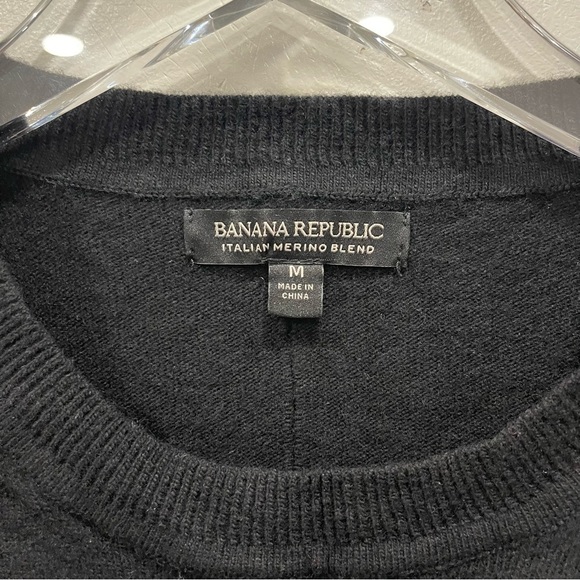Banana Republic Italian New Way Merino Blend Black Crew Neck Sweater Pullover M - Picture 4 of 10